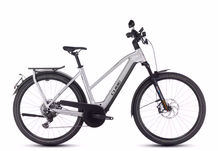 Cube  Kathmandu Hybrid 45 750