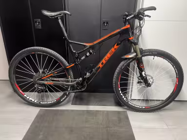 TREK Superfly 9.8