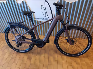 Cube Kathmandu Hybrid ONE 800