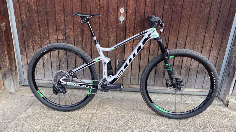 SCOTT Spark 900