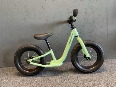 SPECIALIZED Hotwalk