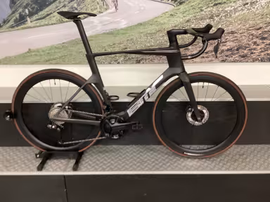 BMC Teammachine R01 Four Cbn Blk Blk 58