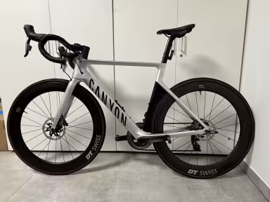 Canyon Aeroad CF SL 8 Disc