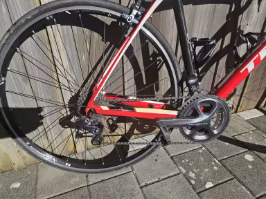 TREK 2.5 Alpha Ultegra