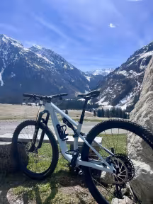 SPECIALIZED Epic 8 Evo Comp