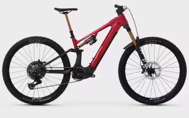 Megamo Ryal 03 Axs