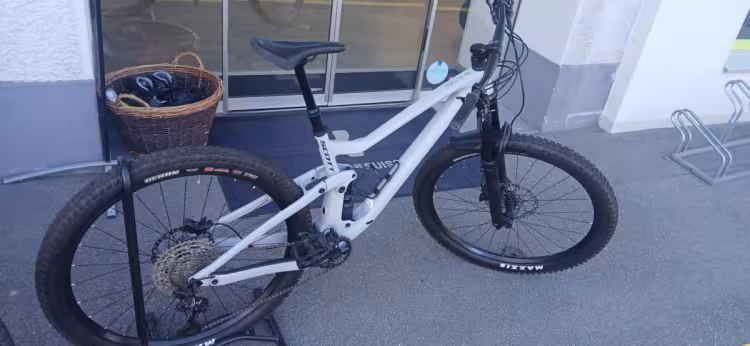 SCOTT Genius 920