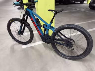 TREK Rail 9.8 Xt