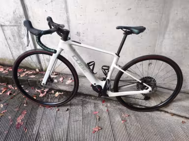 Cube Nuroad Hybrid C:62 Race 400