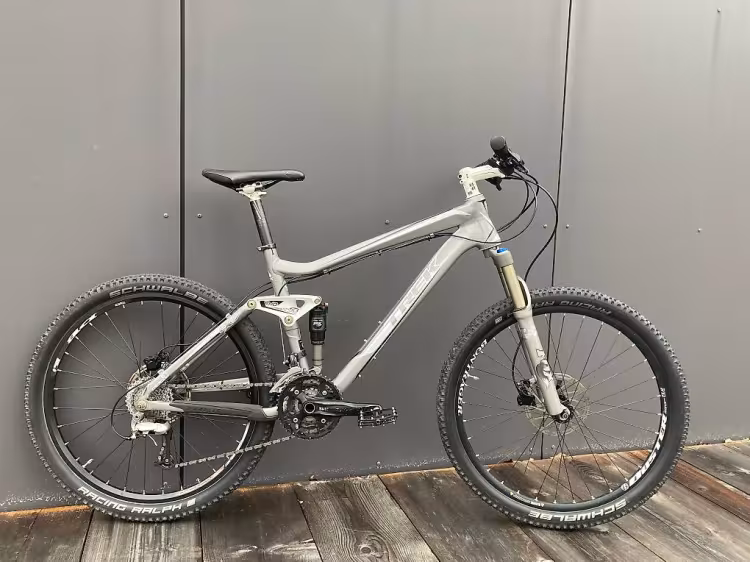 TREK Evo