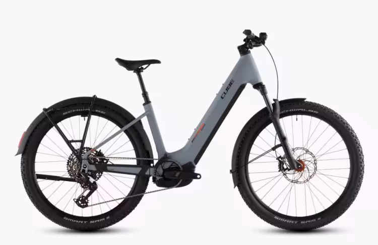 Cube  Reaction Hybrid Race 800 FE