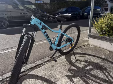 TREK Marlin 5 Gen 2